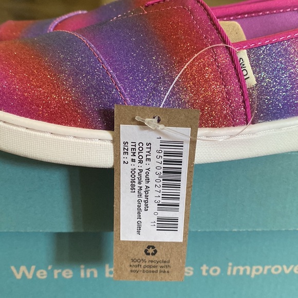 TOMS GLITTER KIDS SHOES NWT - Picture 3 of 7